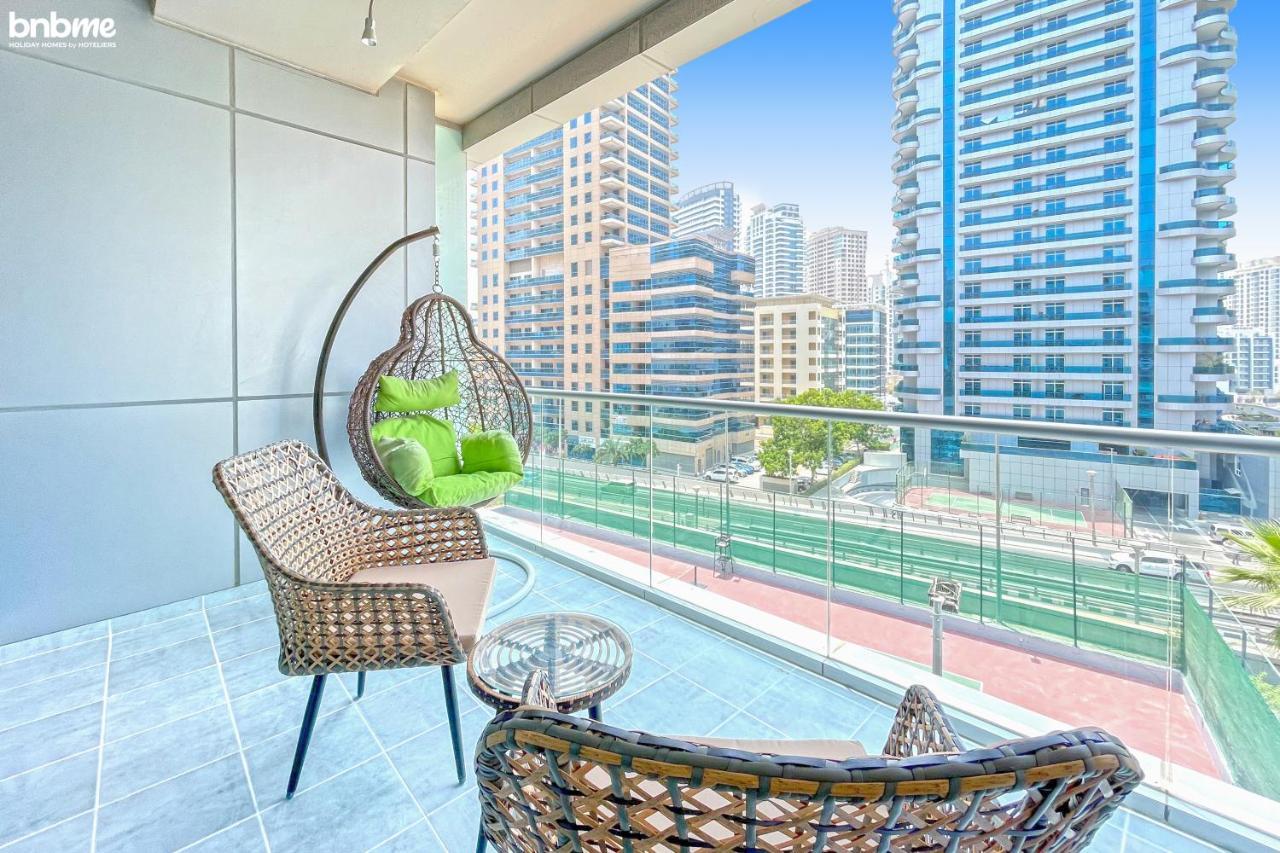 Bnbmehomes - Sit Back & Enjoy Seeing The Luxury Yachts Drive By - B67 Dubai Ngoại thất bức ảnh